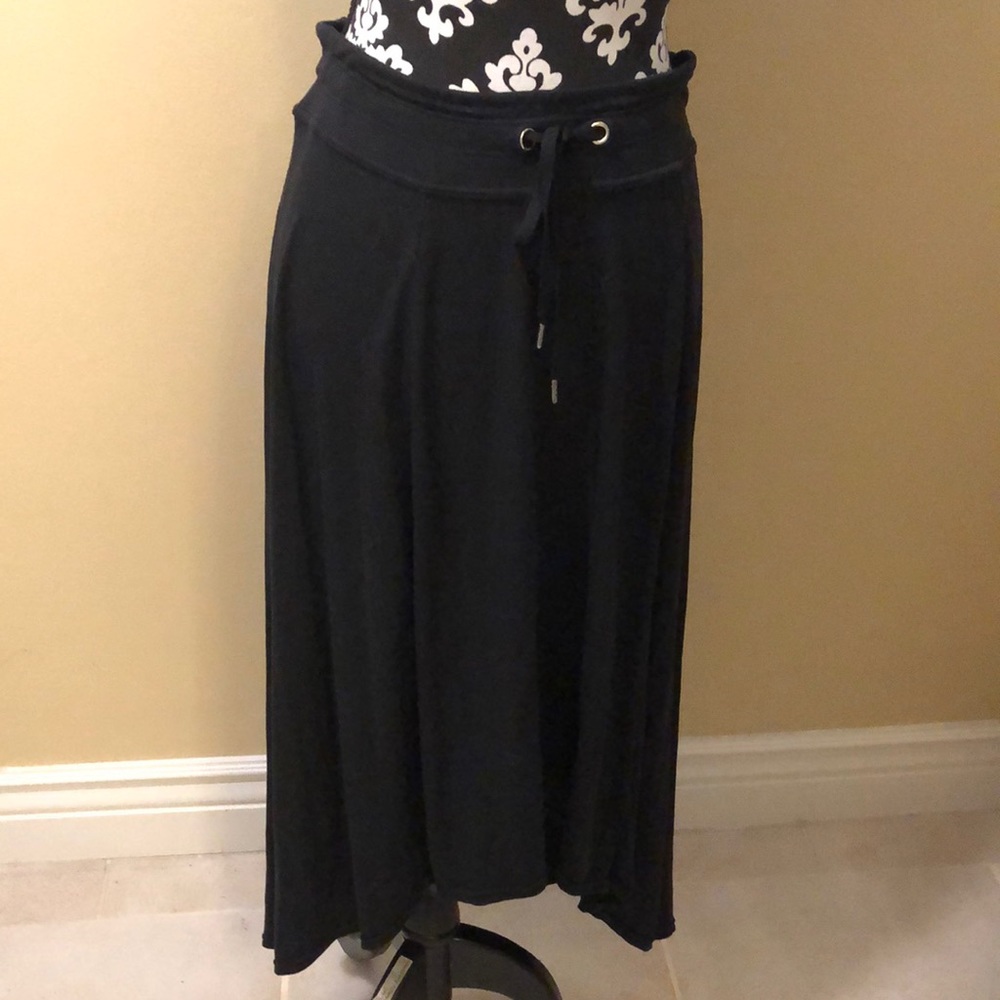 Athleta Skirt Pull tie waist band hi/low midi